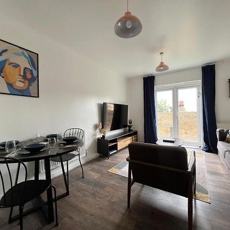 Kent, Dartford Station Apartments Exteriér fotografie
